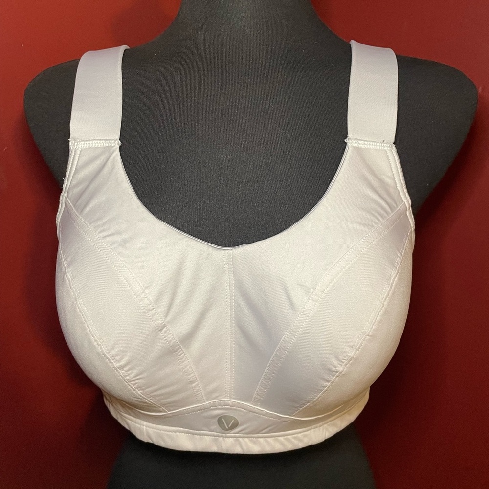 Livi Max Support Wicking Underwire Sports Bra